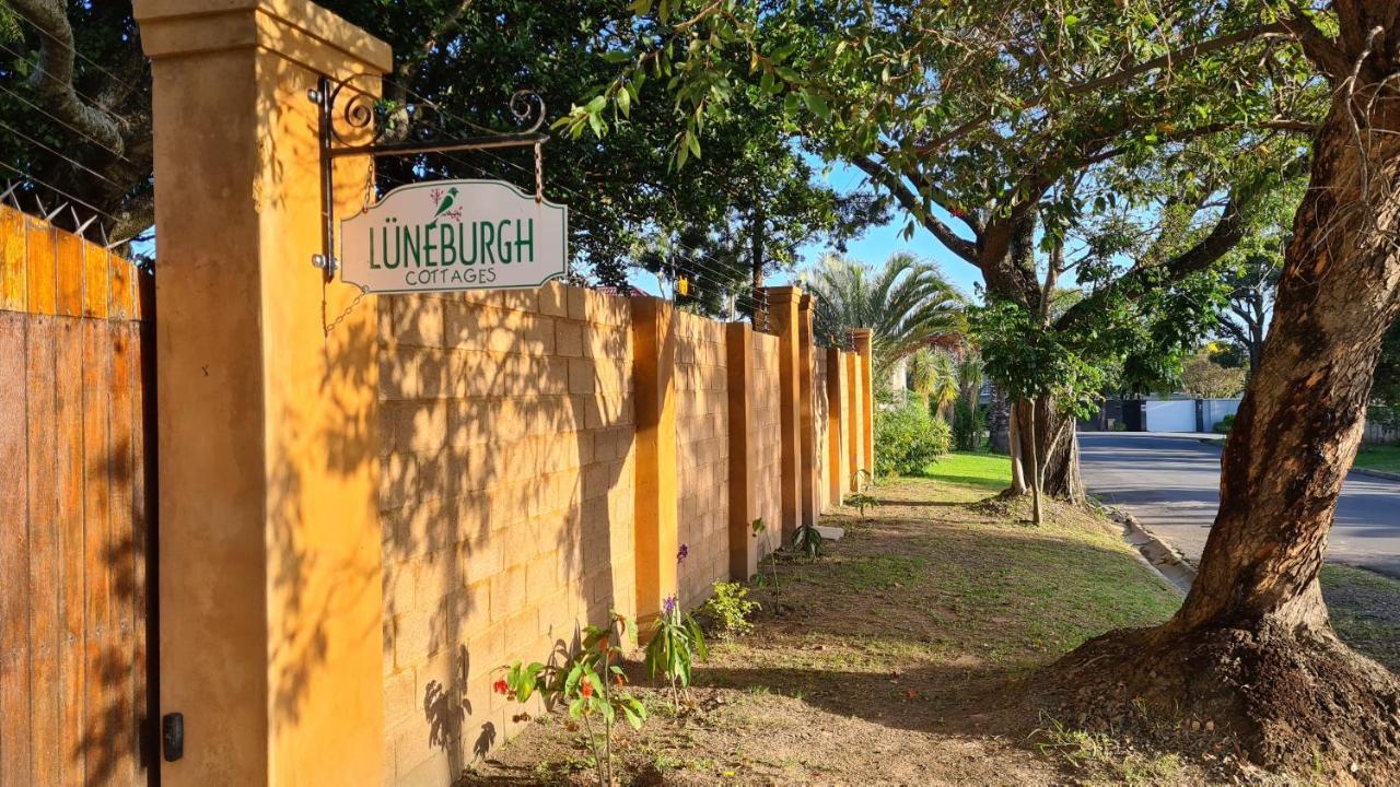 Luneburgh Cottages Ист-Лондон Экстерьер фото